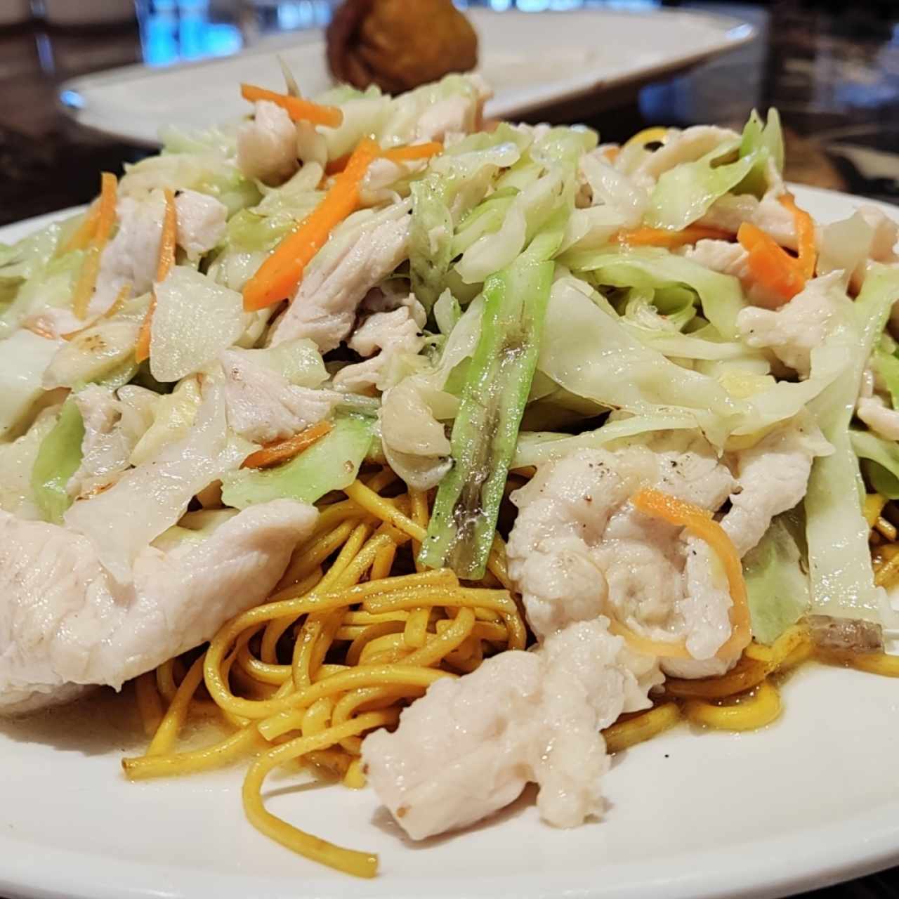 Chow Mein de pollo