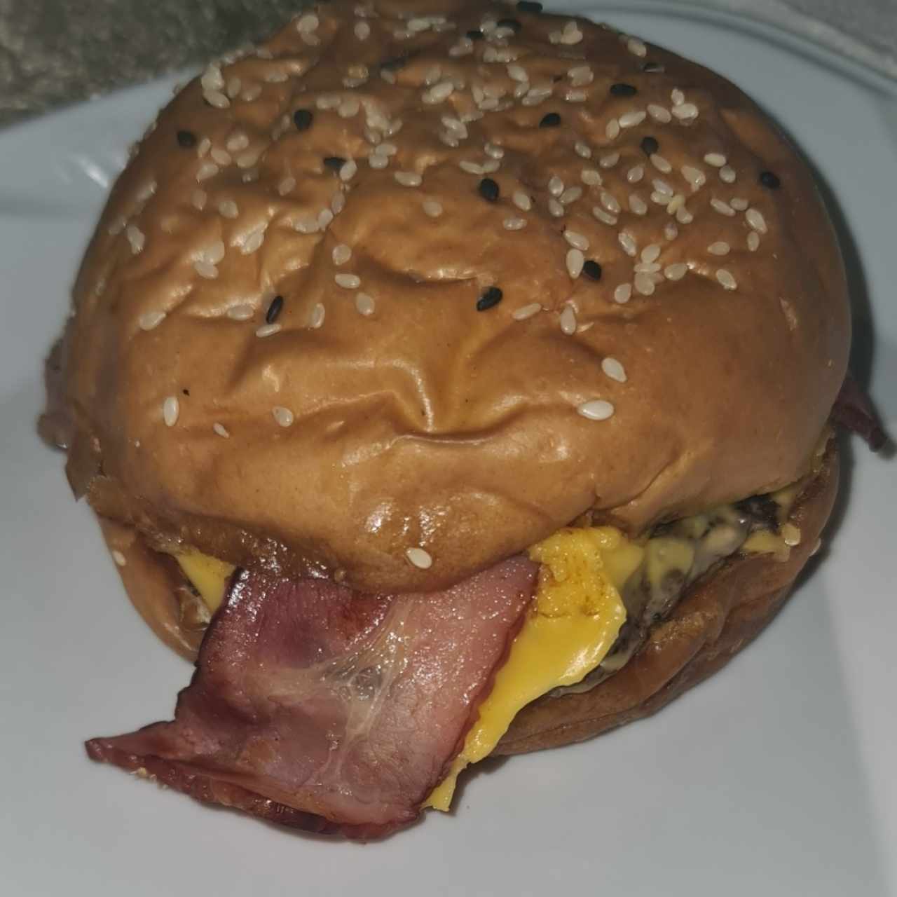 HAMBURGUESA CLÁSICA 