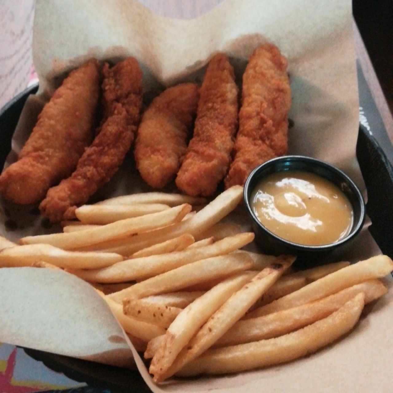 chicken fingers (menu de niños) 