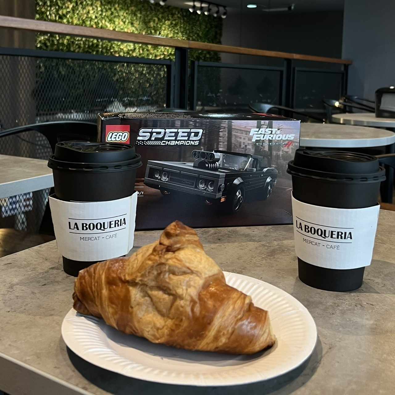 Croissant y Café