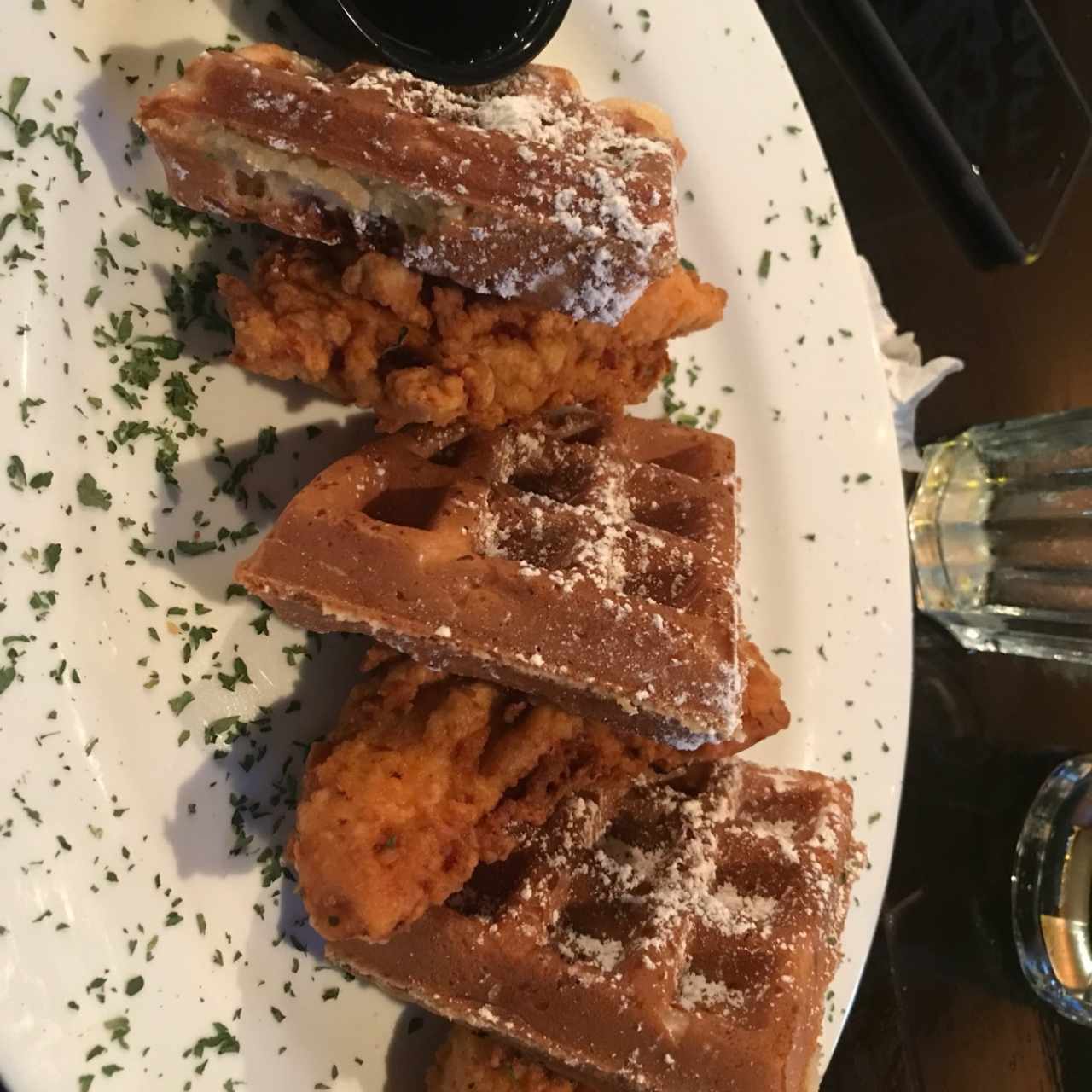 Desayunos - Chicken and waffles