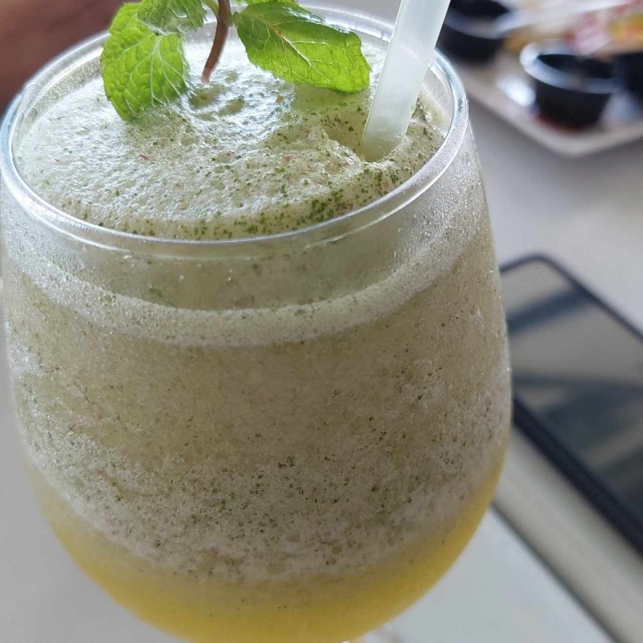 limonada con hiervabuena