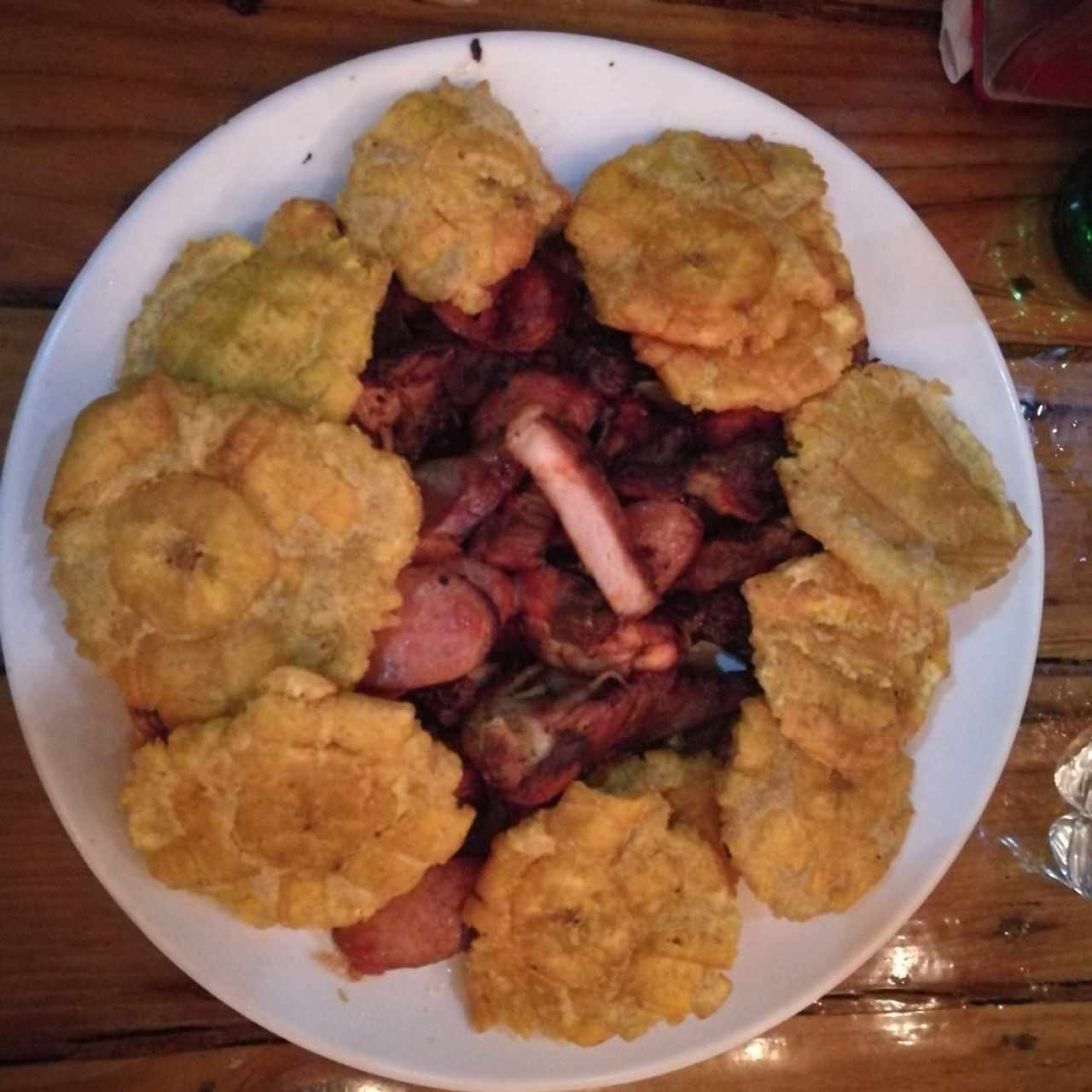 Picada para "dos" y quedan con hambre