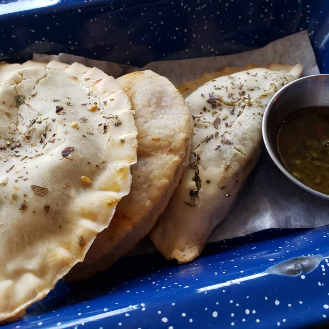 Empanadas de espinacas y de ropa vieja....deliciosas ambas