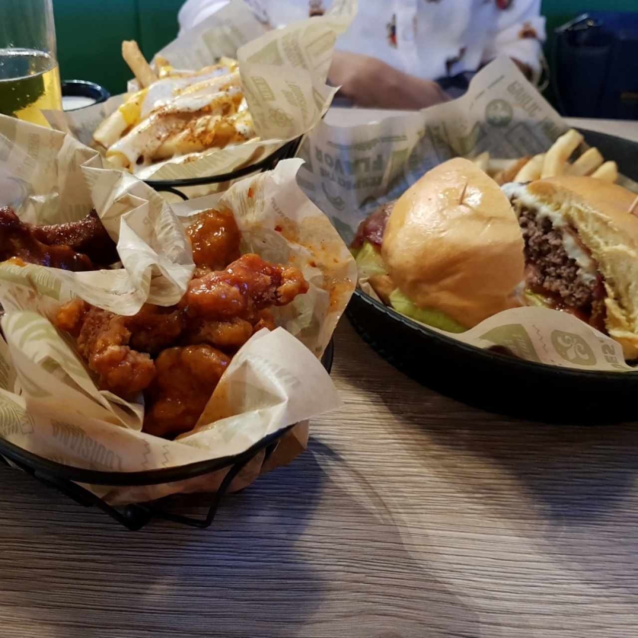 HAMBURGUESAS - Wingstop Burger