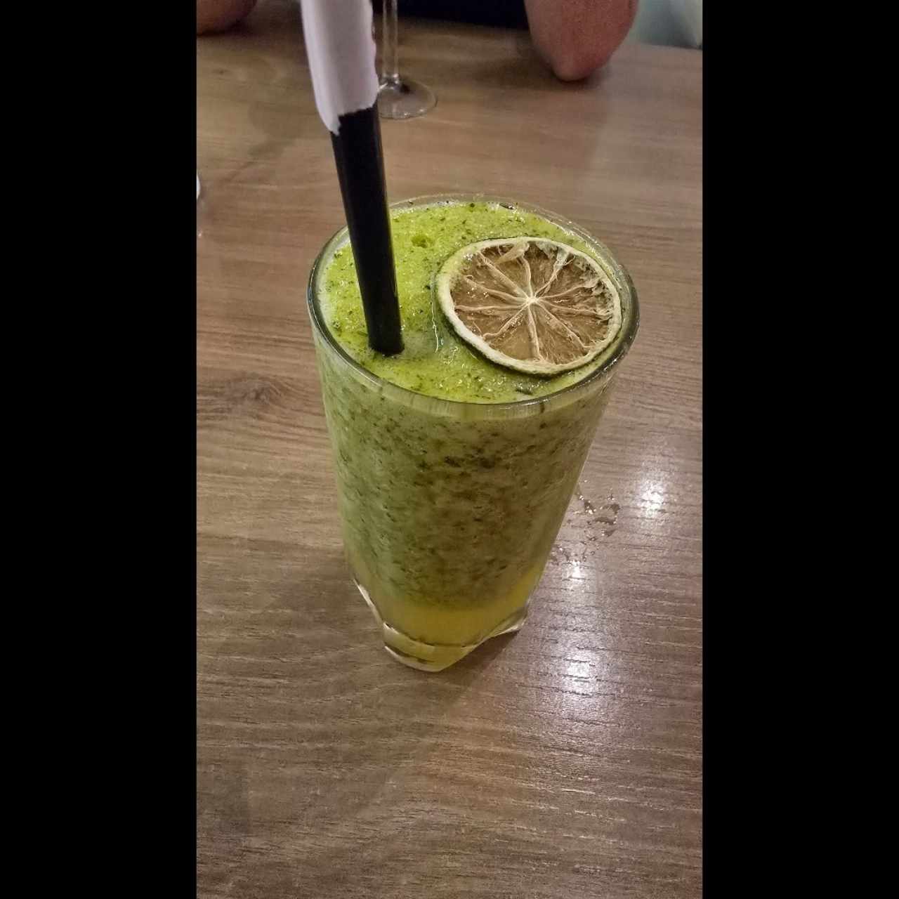 Jugo de maracuya-jengibre-albahaca