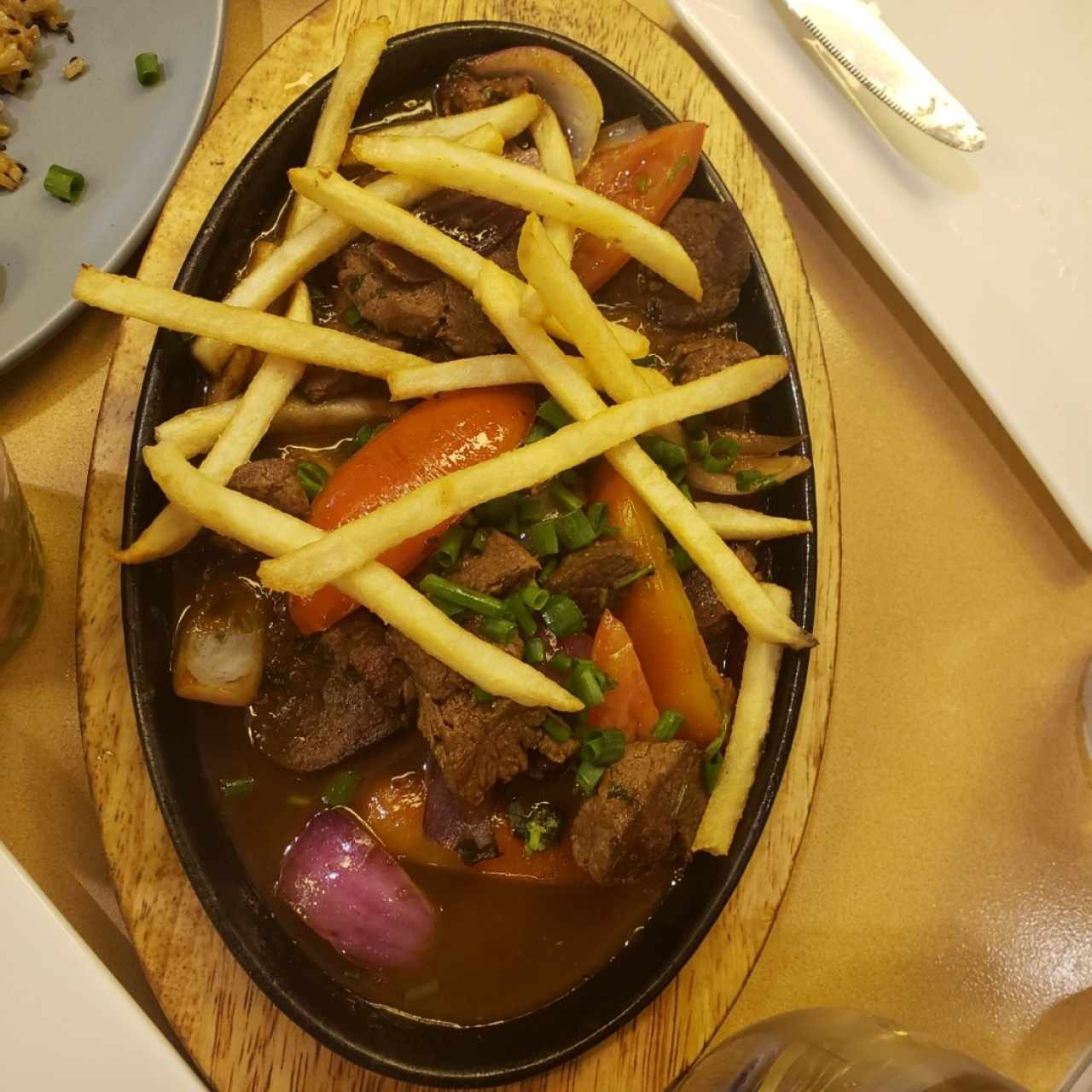 Principales - Lomo Saltado