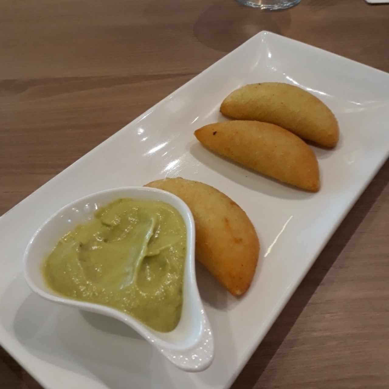 Piqueos Latinoamericanos - Empanadas Criollas