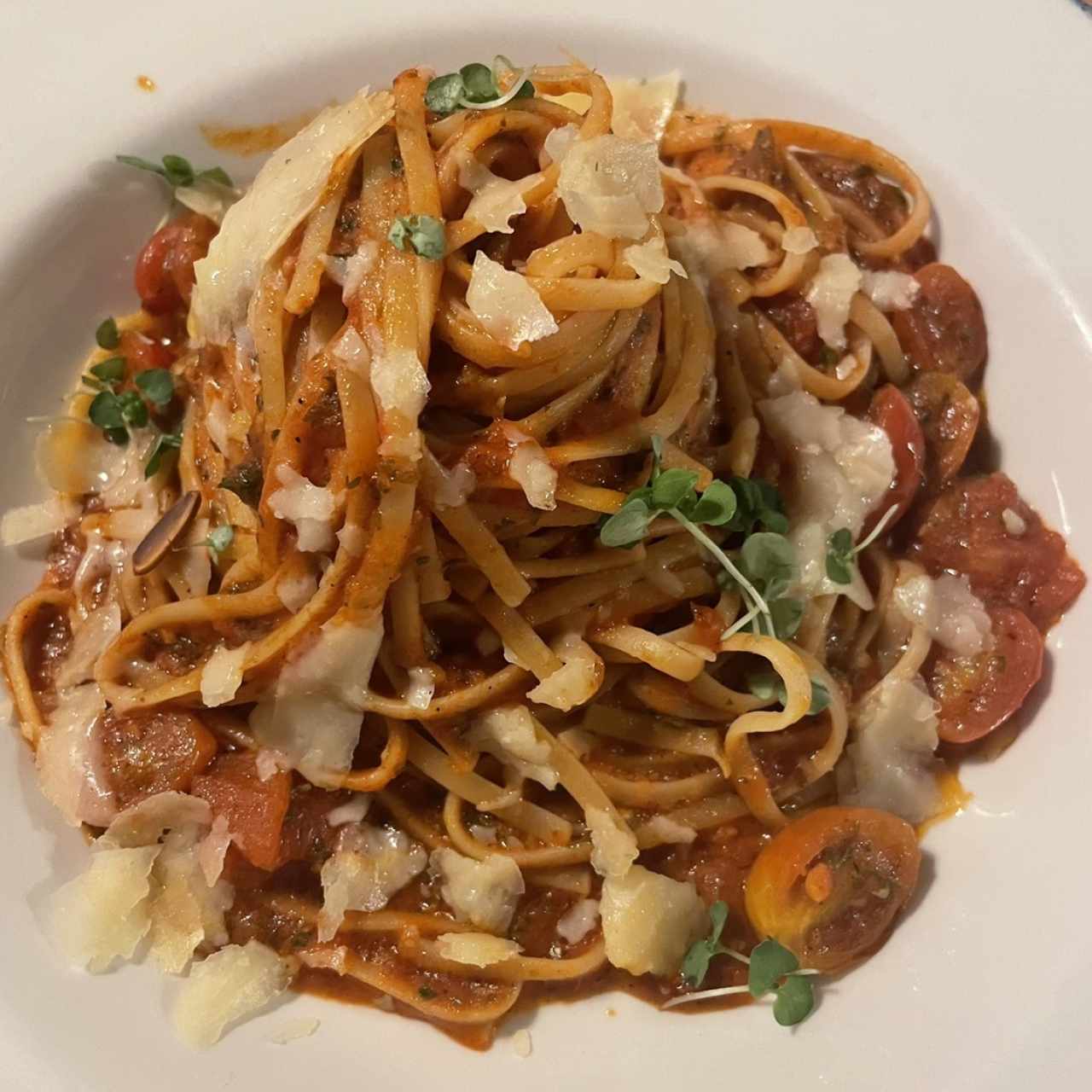 Linguini Al Filetto Di Pomodoro