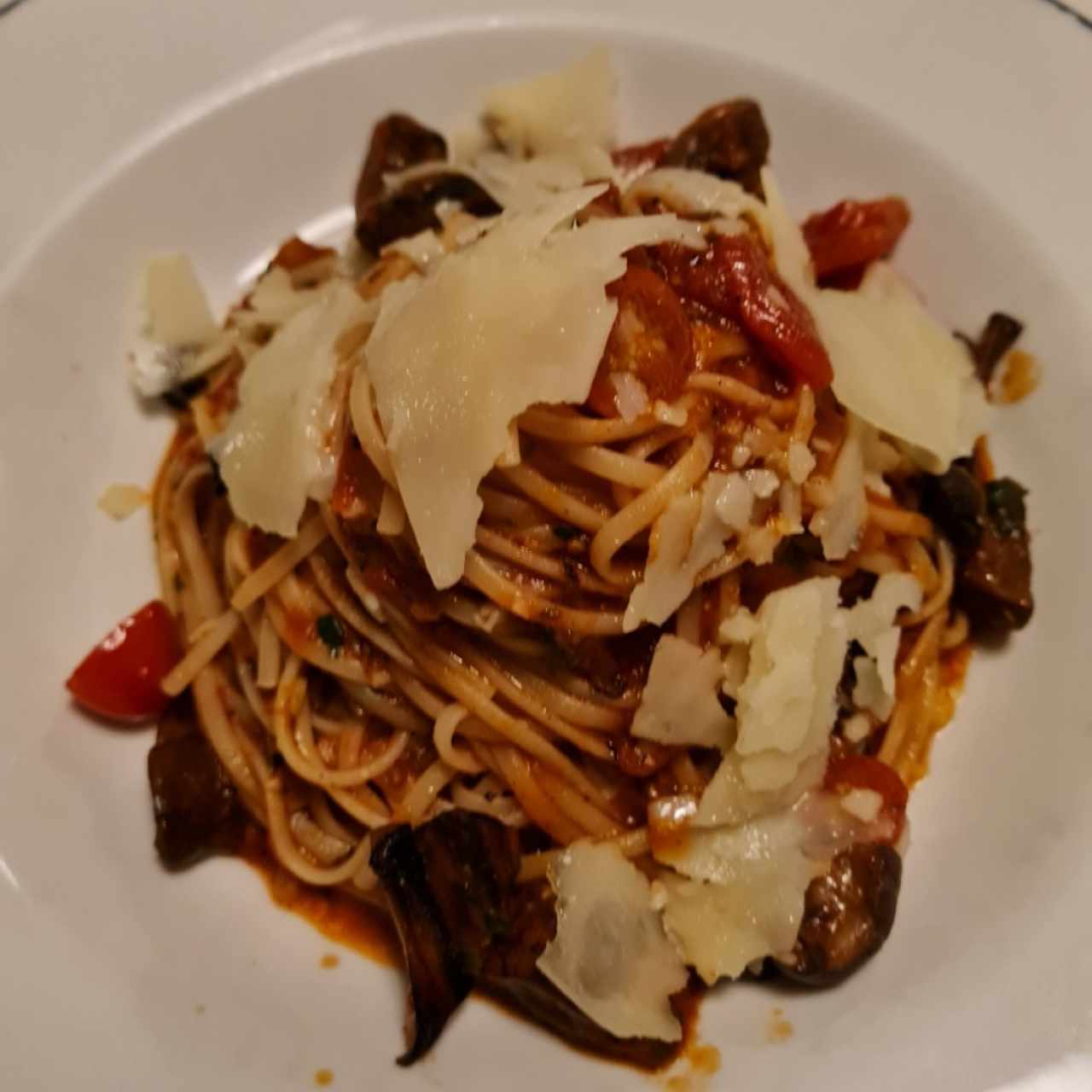 Linguini Al Filetto Di Pomodoro