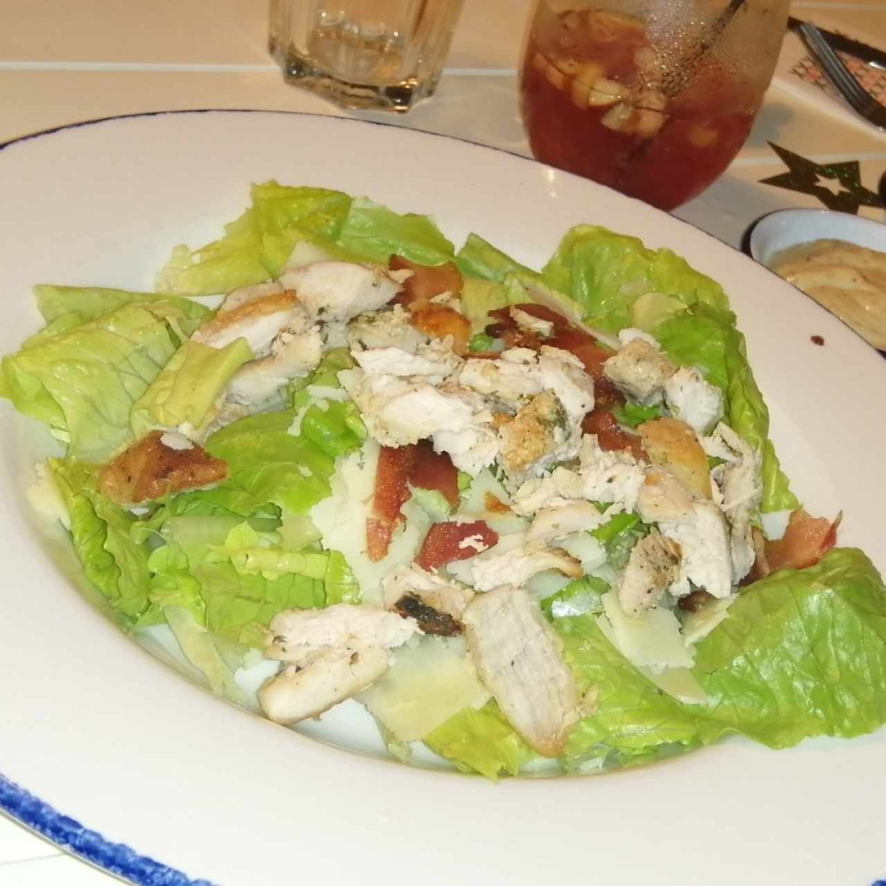 Ensalada Cesar con pollo