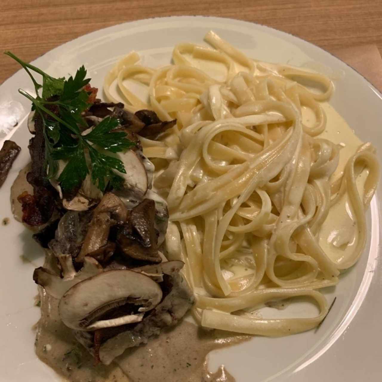 Spaguetti con filet mignon