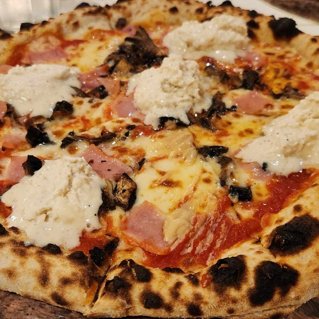 Piezas Extraordinarias - Pizza Miami Vice