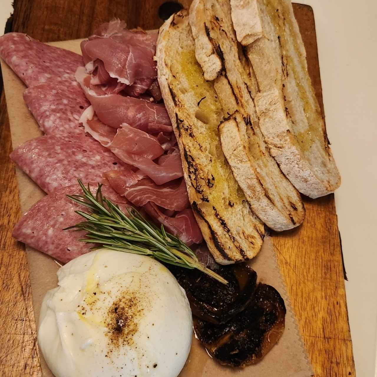 La Salumeria