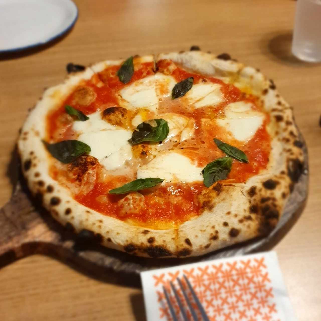 Piezas Tradicionales - Pizza Margherita Napolitana