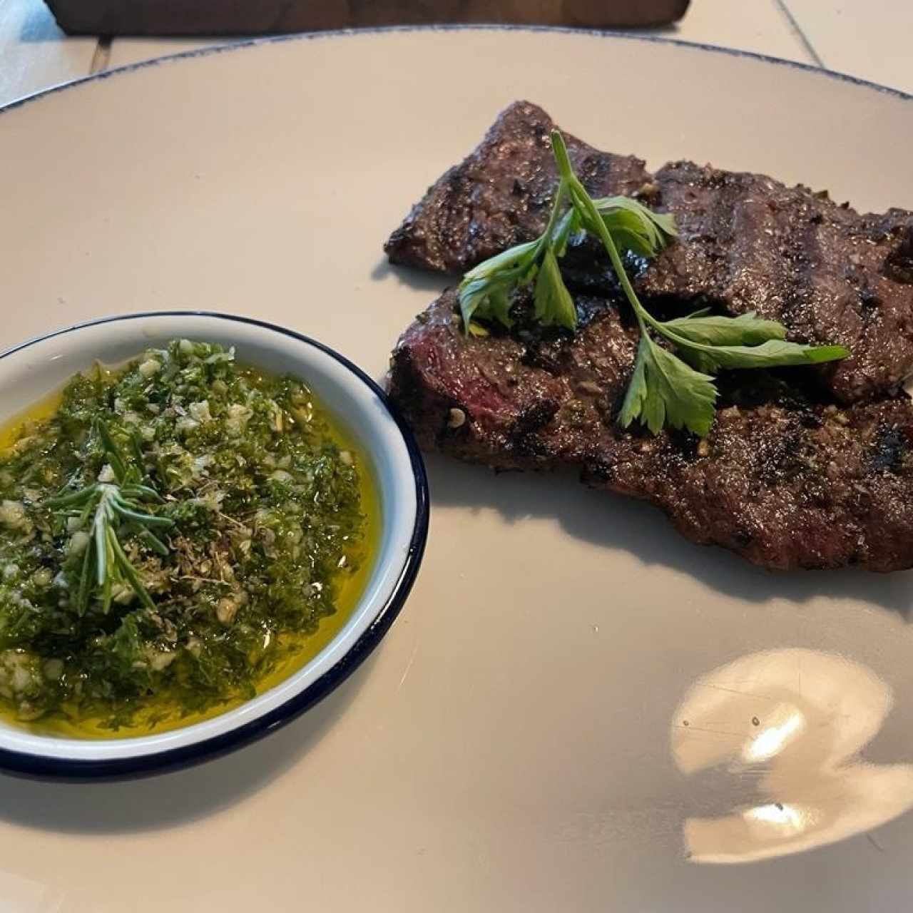 Entraña Genovese como Salsa Chimichurri