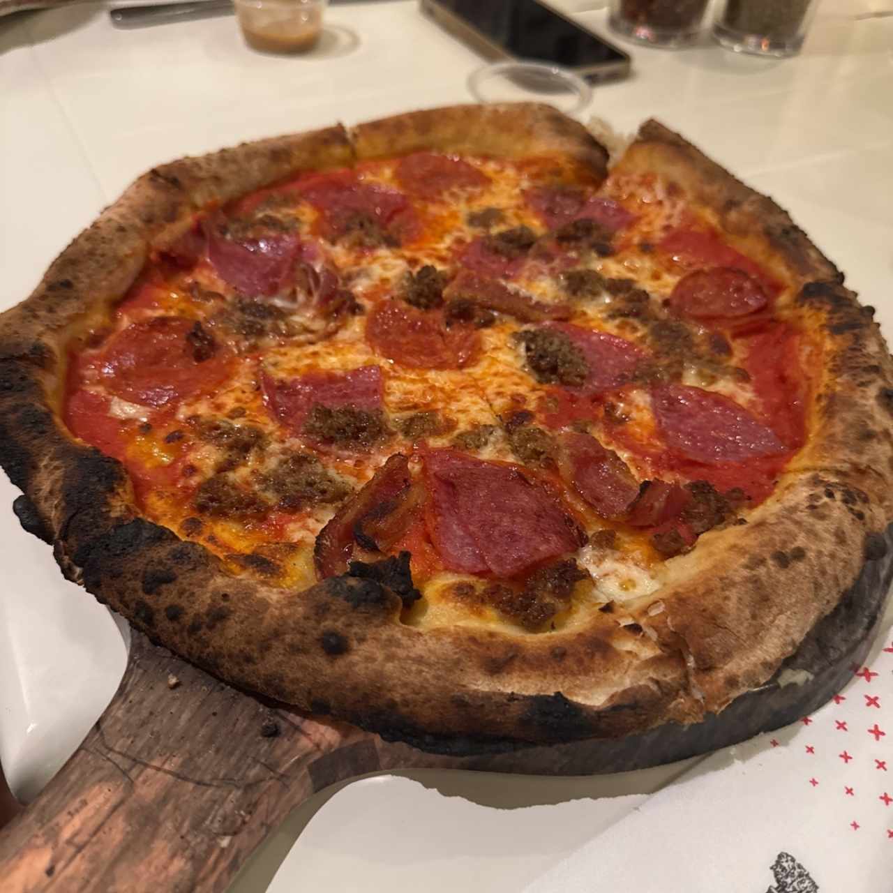 Pizzas Tradicionales - Pizza Carnivor
