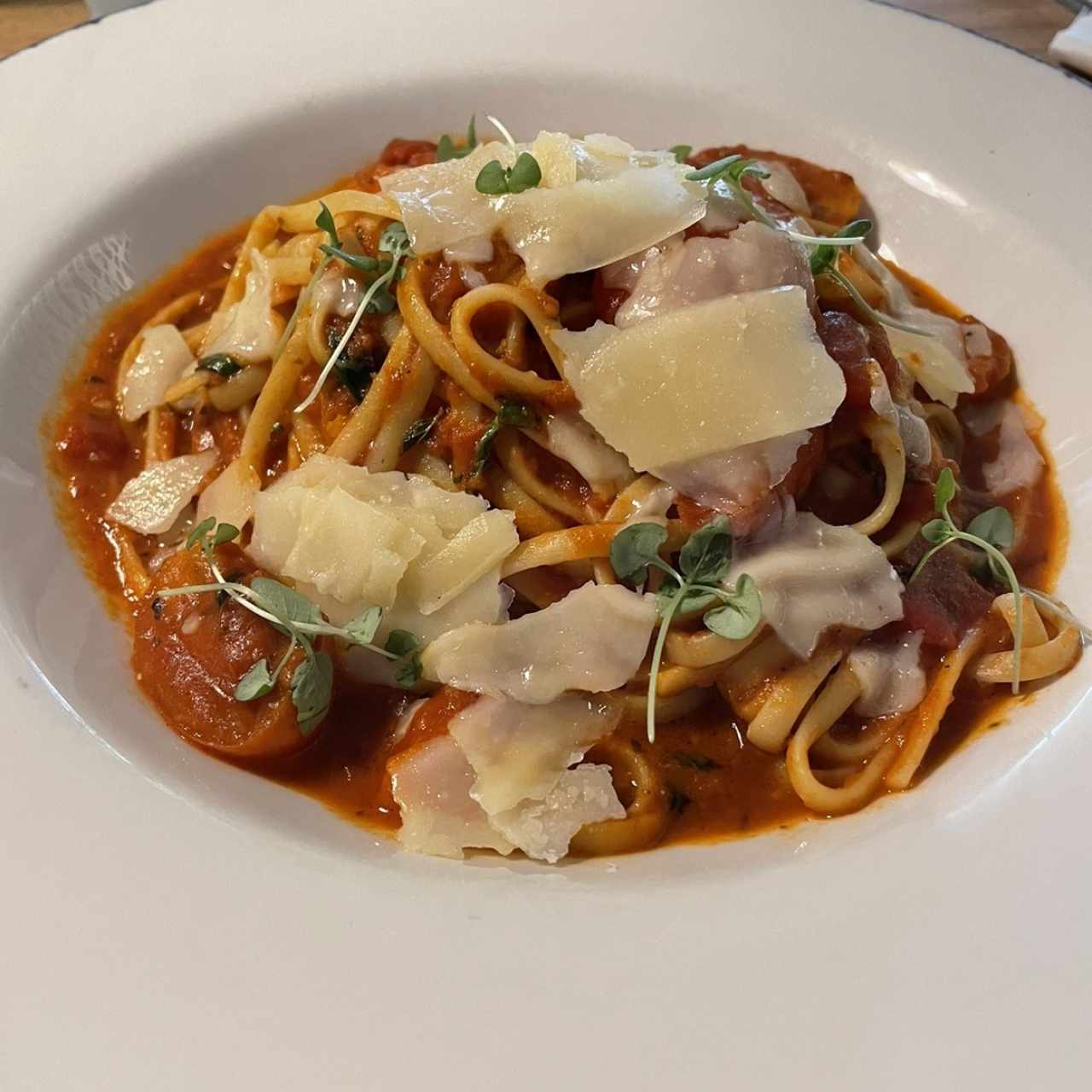 Linguini Al Filetto Di Pomodoro