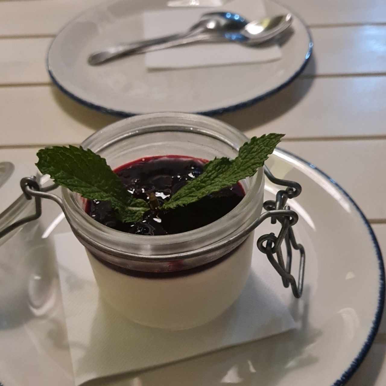 panacotta de frutos rojos