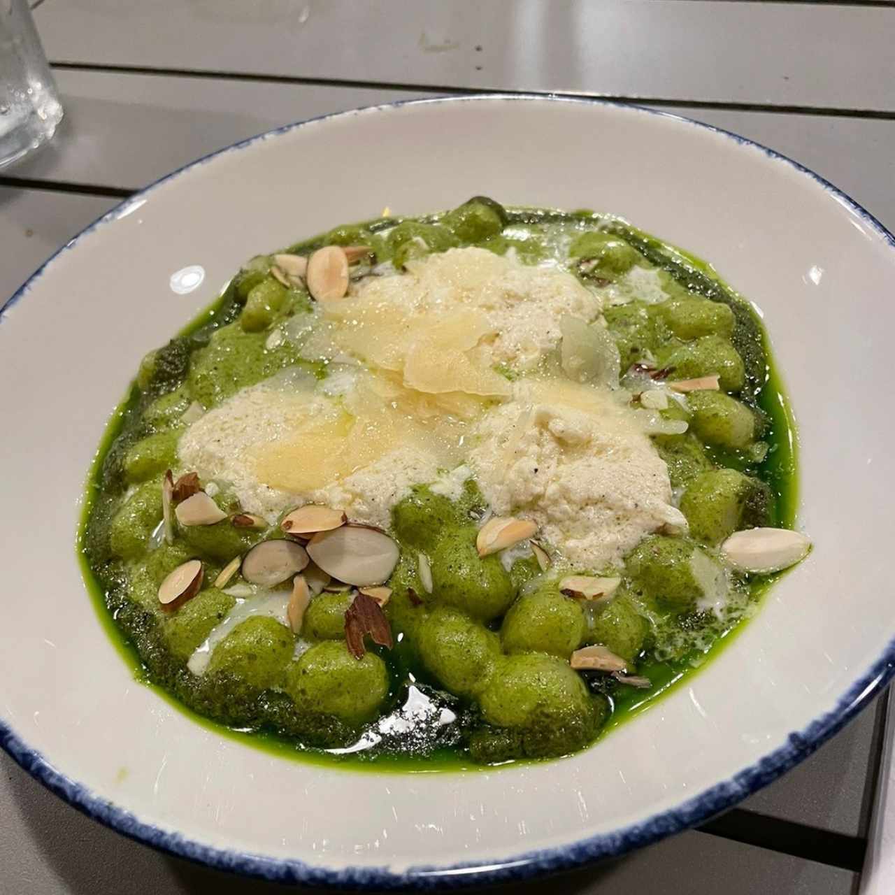 Gnocchi Al Pesto Rustico