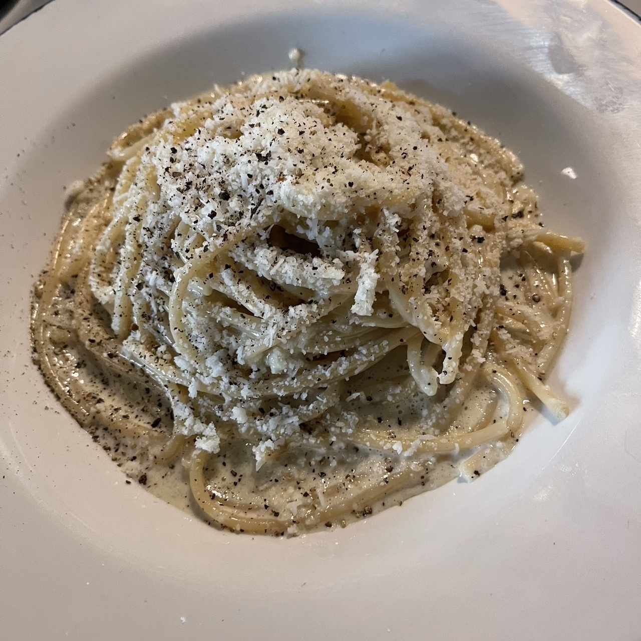 Bucatini Cacio E Pepe