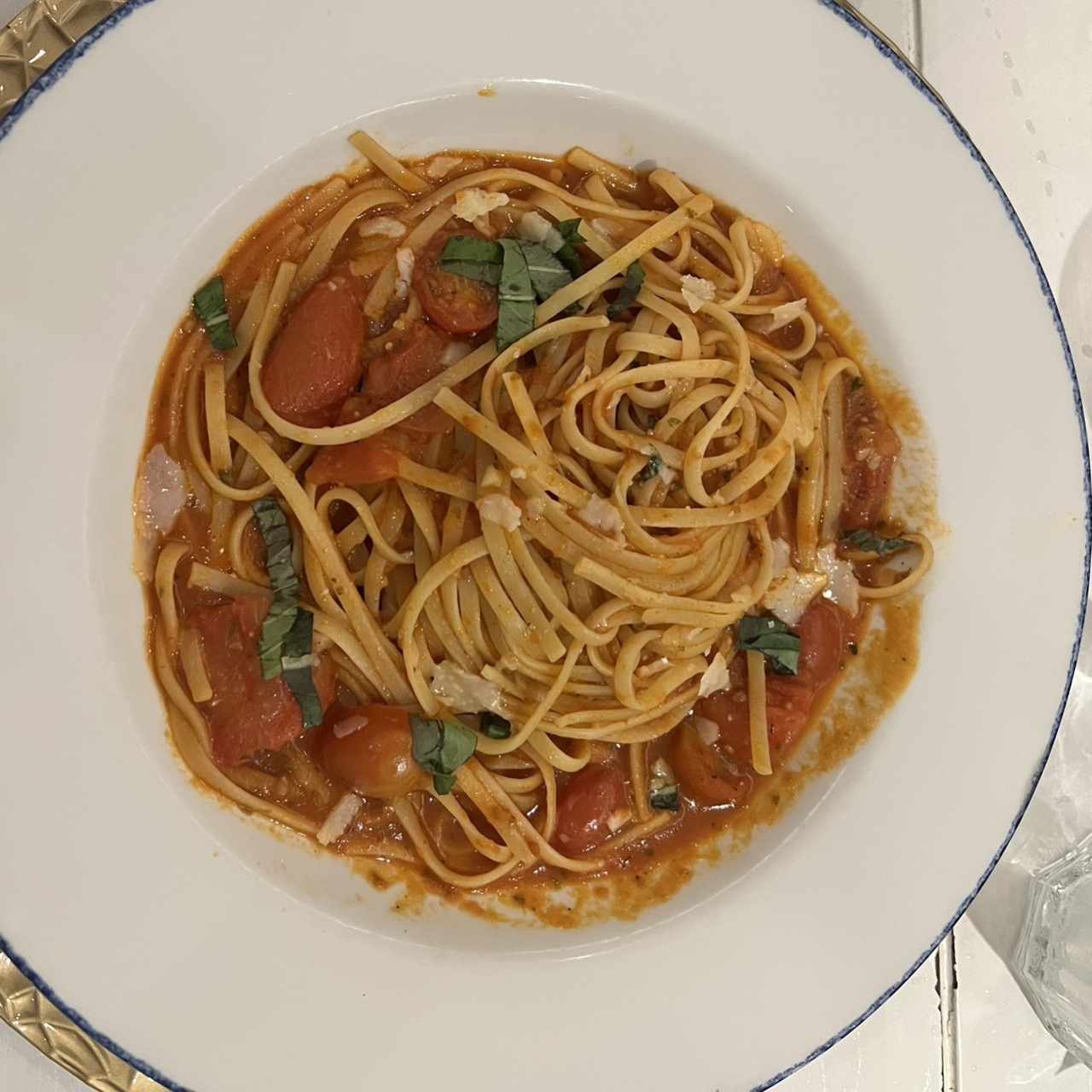 Linguini Al Filetto Di Pomodoro