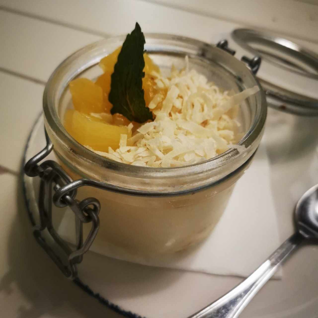 Panacotta de piña colada 