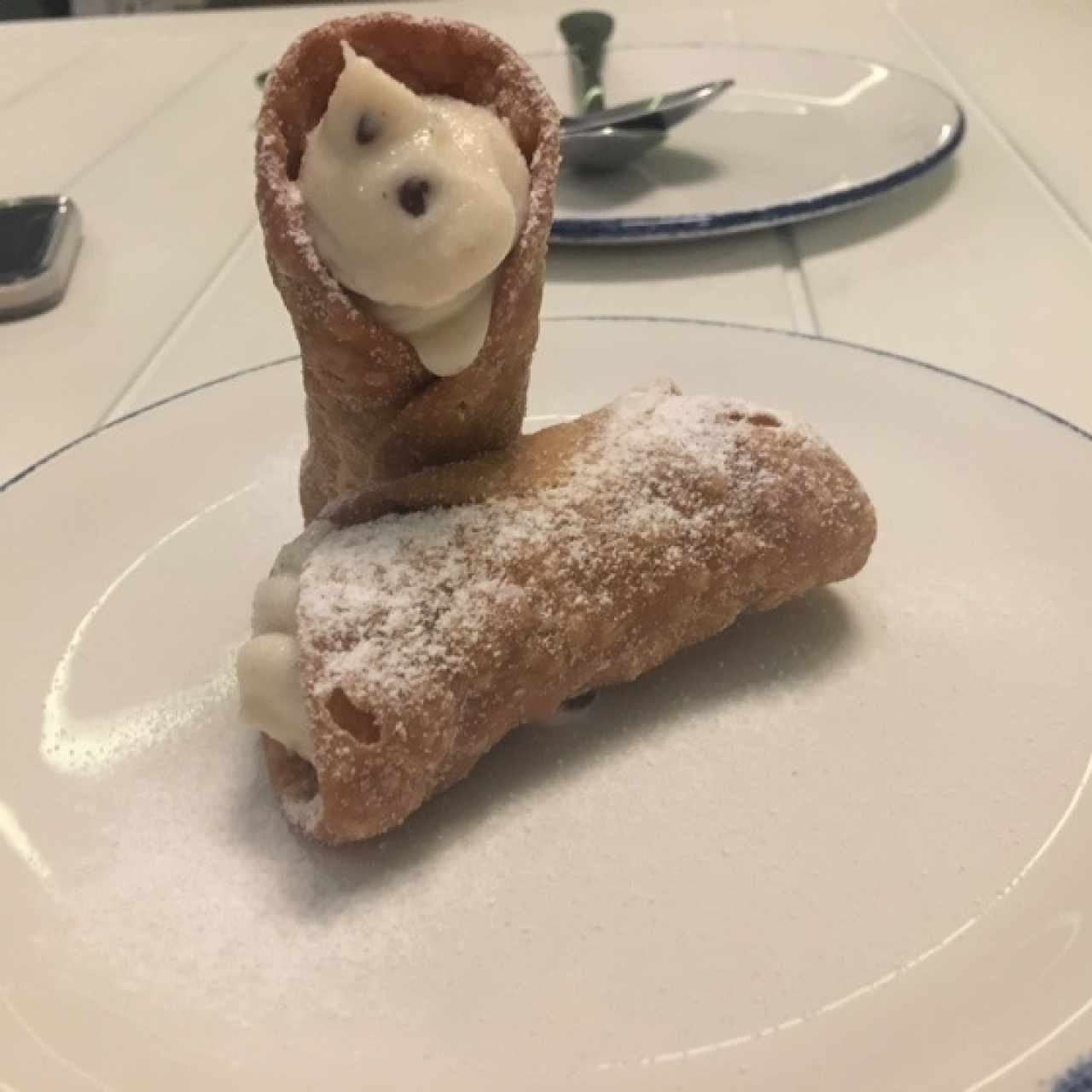 canoli de ricotta