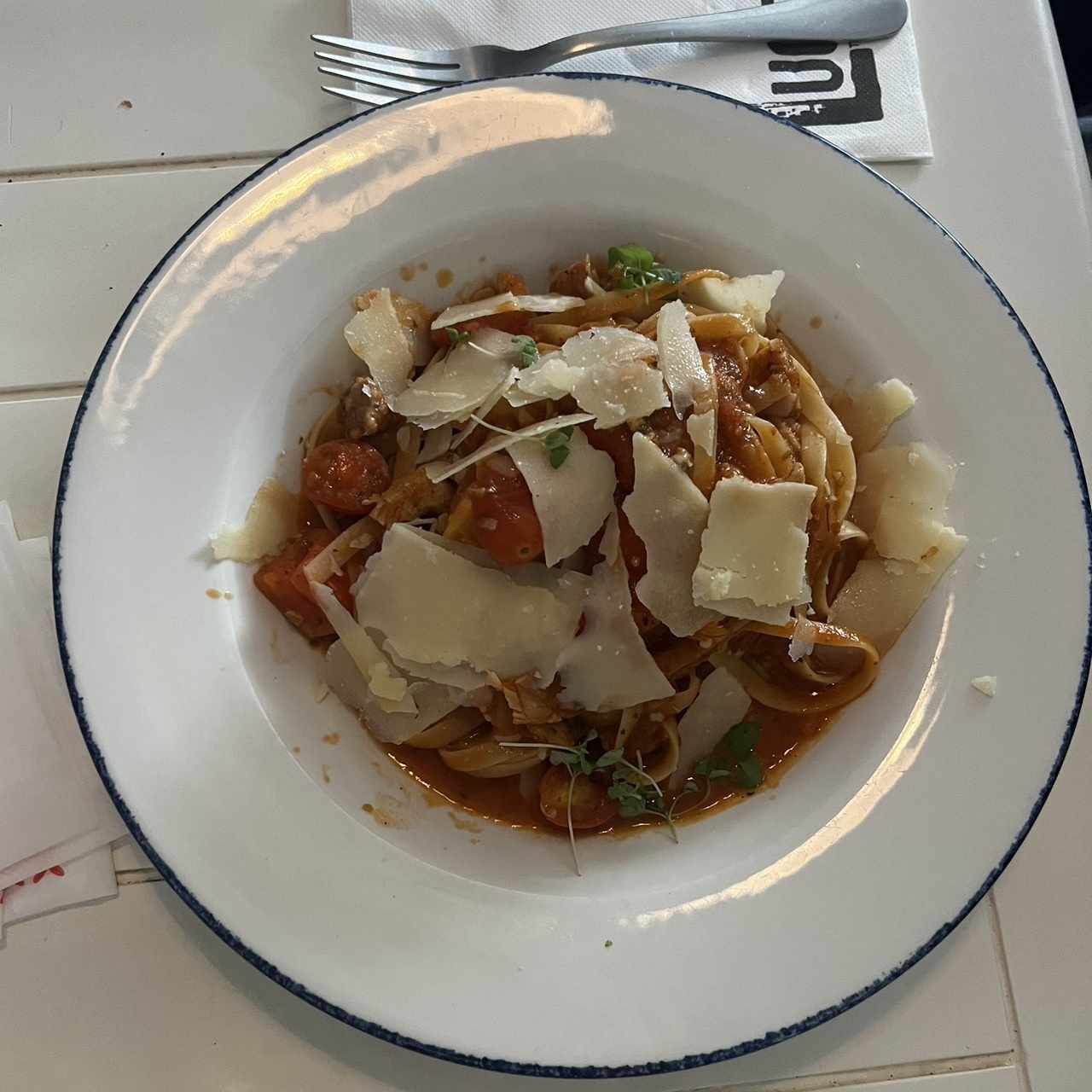 Linguini Al Filetto Di Pomodoro