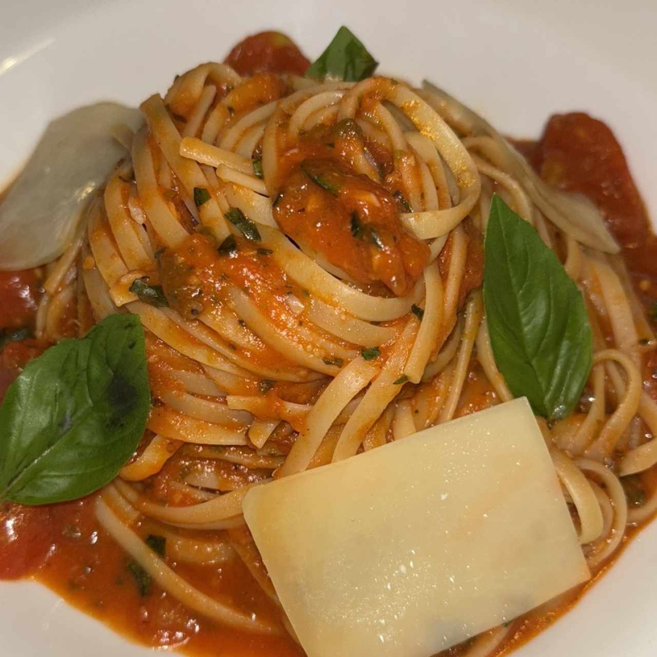 Linguini Al Filetto Di Pomodoro