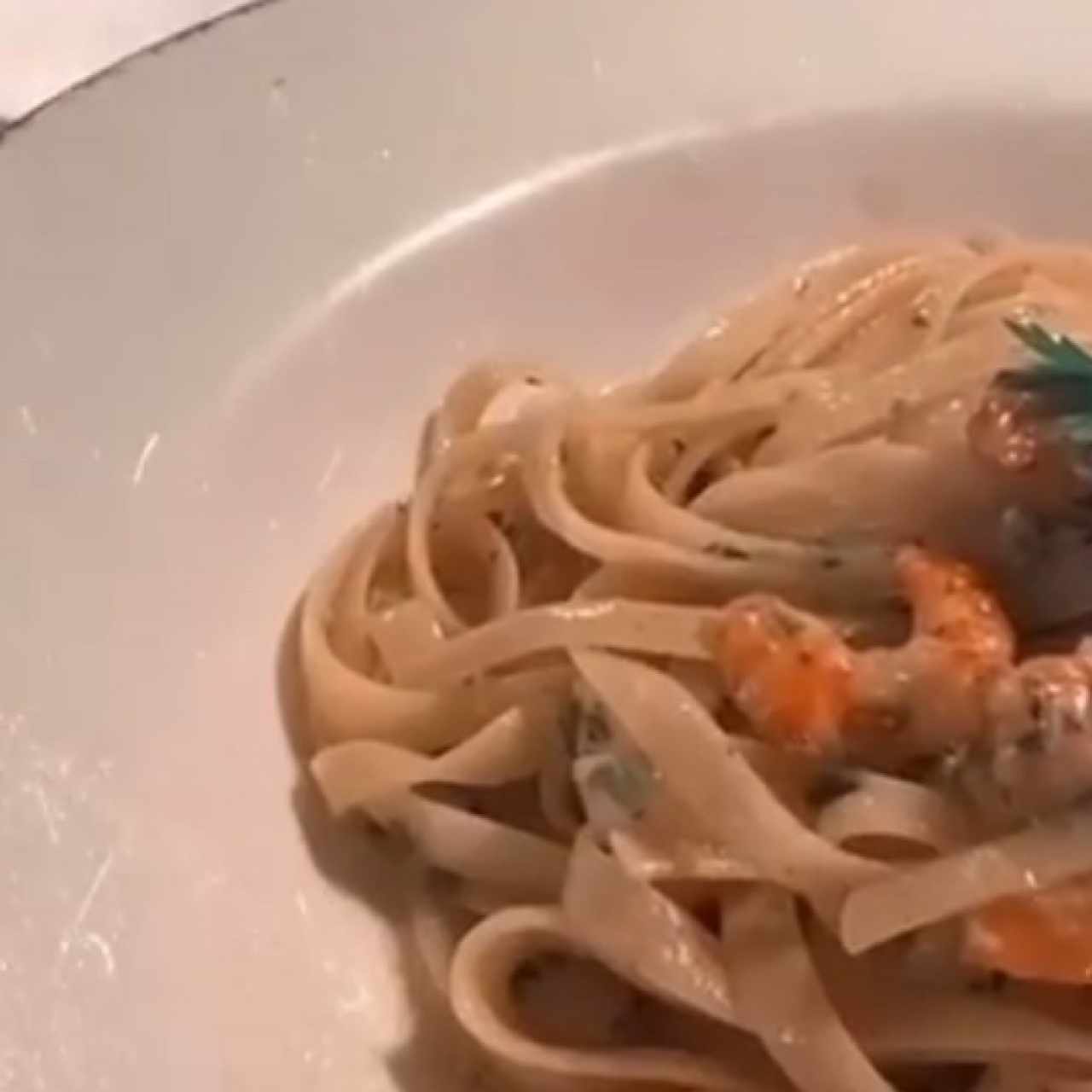 Fetuccini Aglio, Olio E Gamberetti