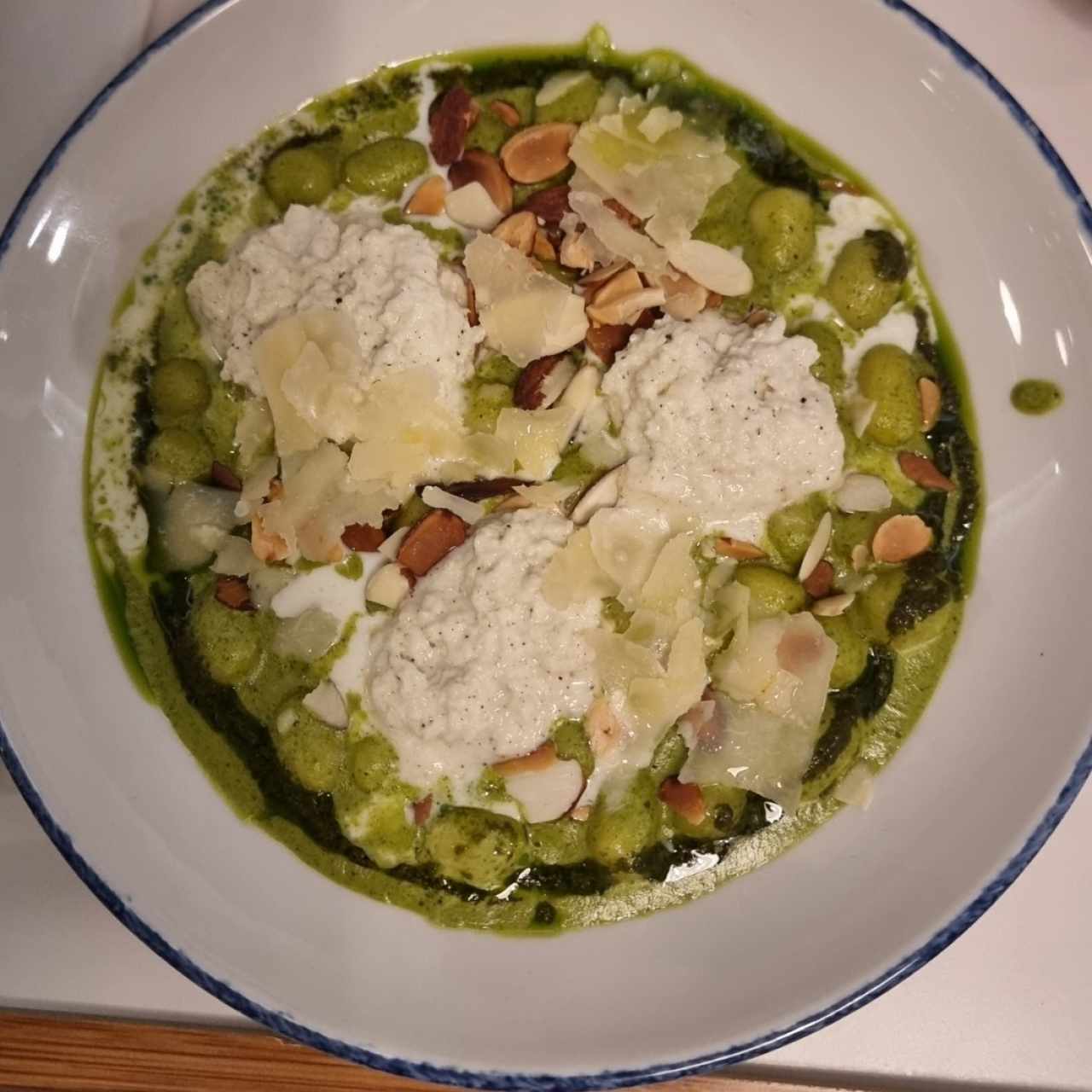 Gnocchi Al Pesto Rustico