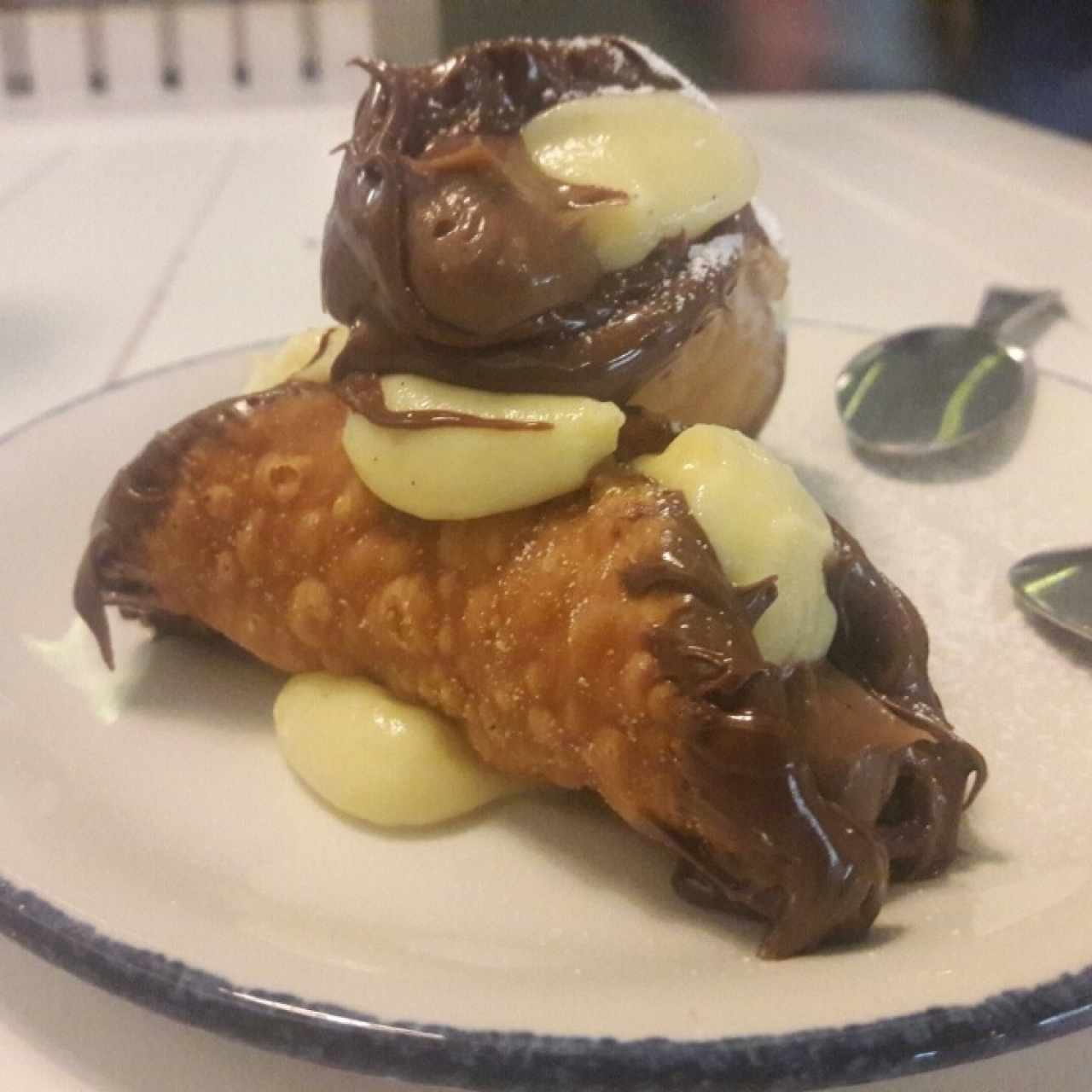 canoli nutella