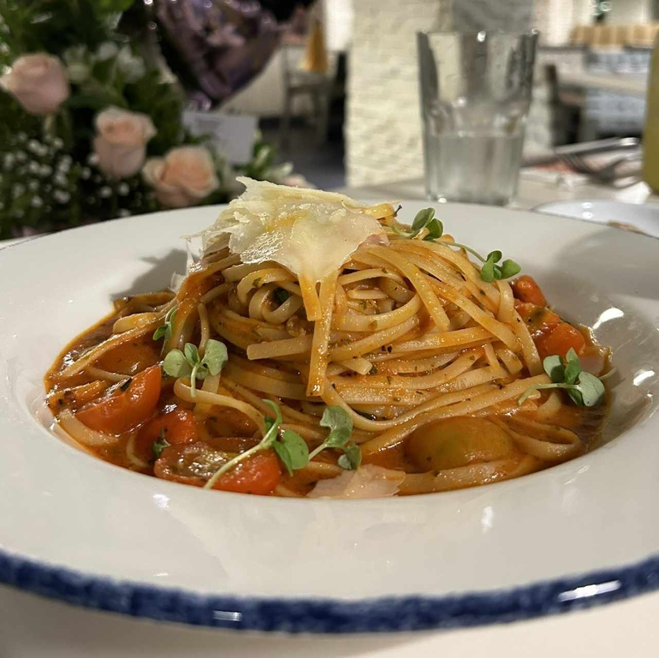 Linguini Al Filetto Di Pomodoro