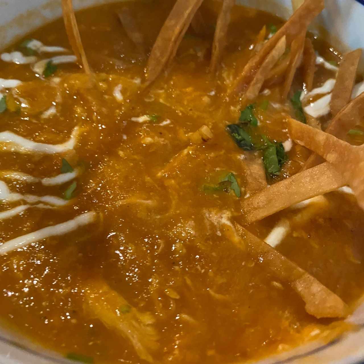 sopa de tortilla