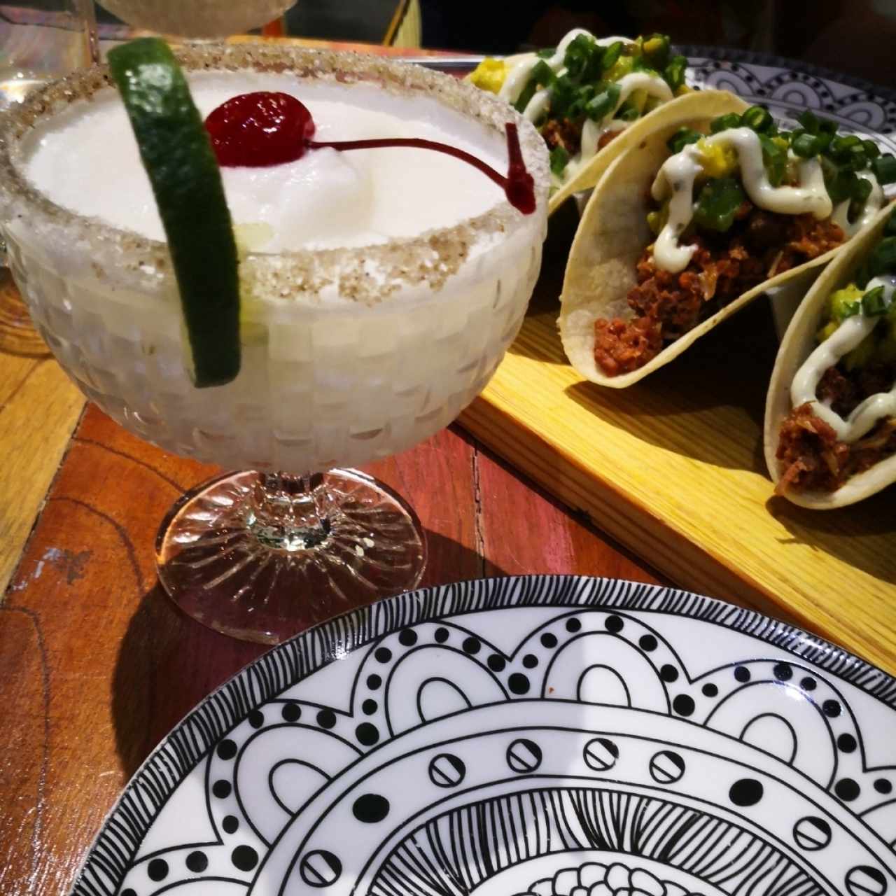 margarita de coco con tacos