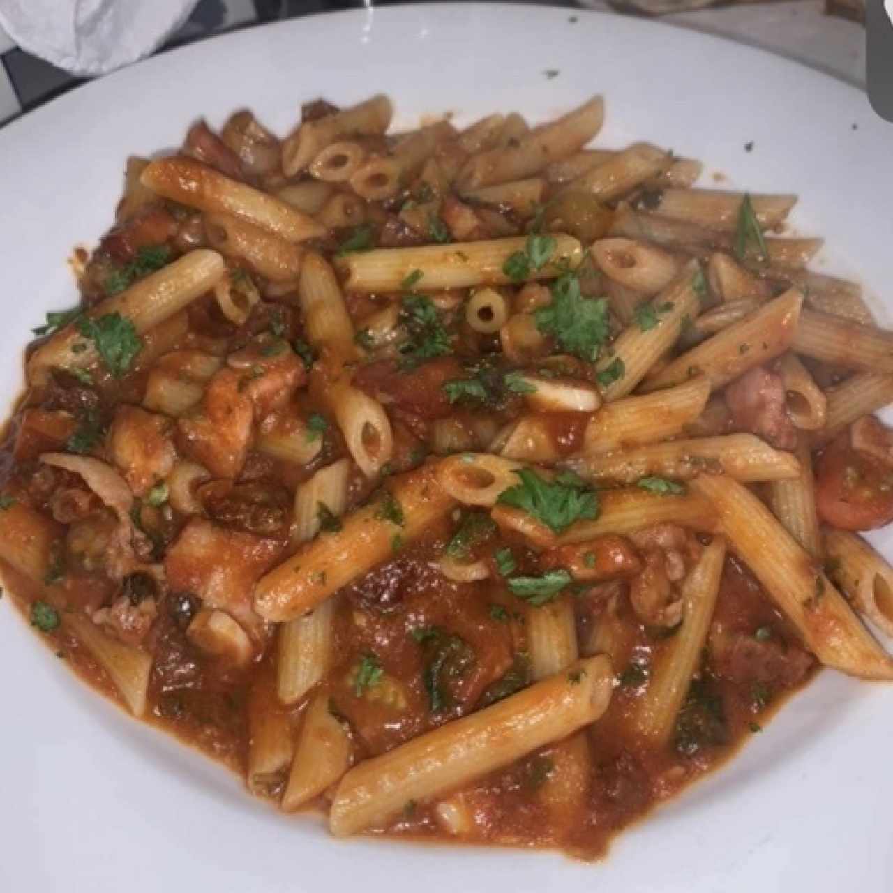 Penne en salsa roja