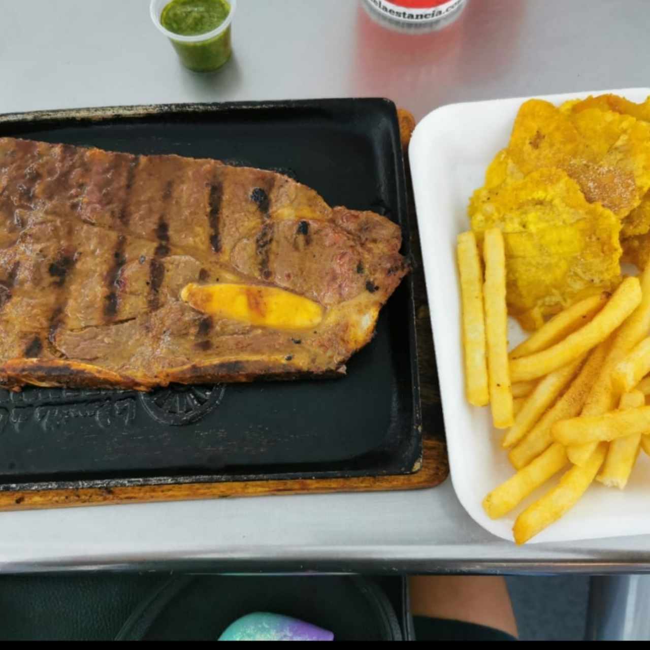 bistec en cinta, acompañamientos 