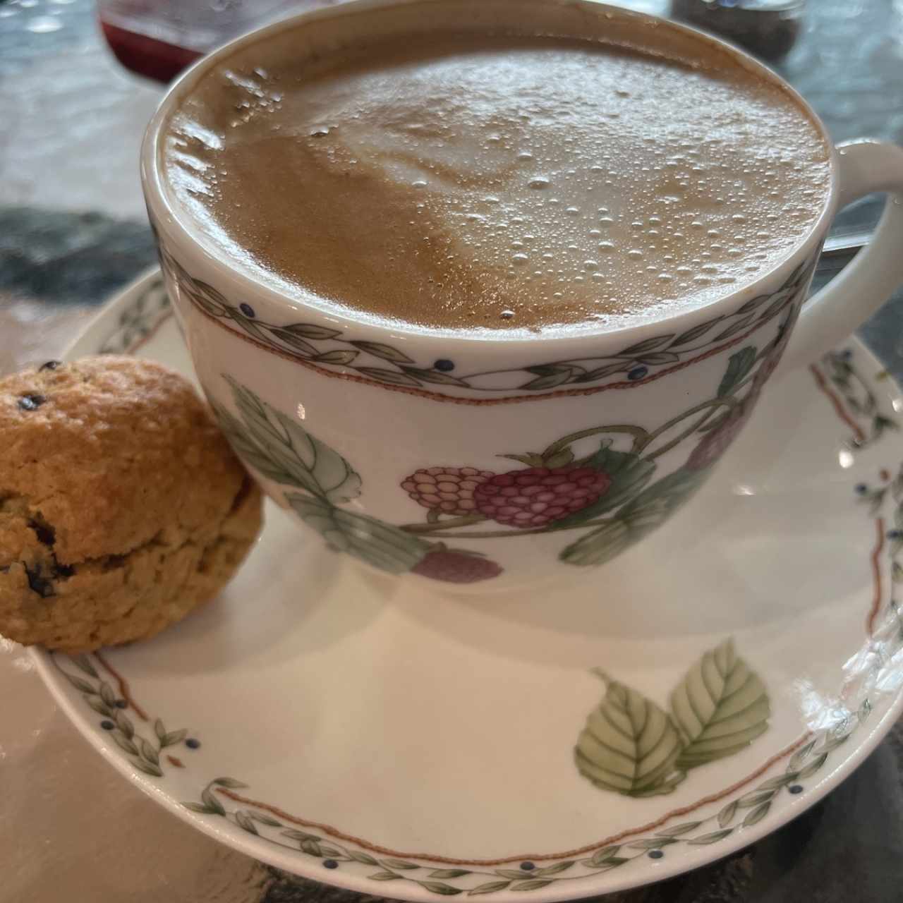 cappuccino con galleta de avena