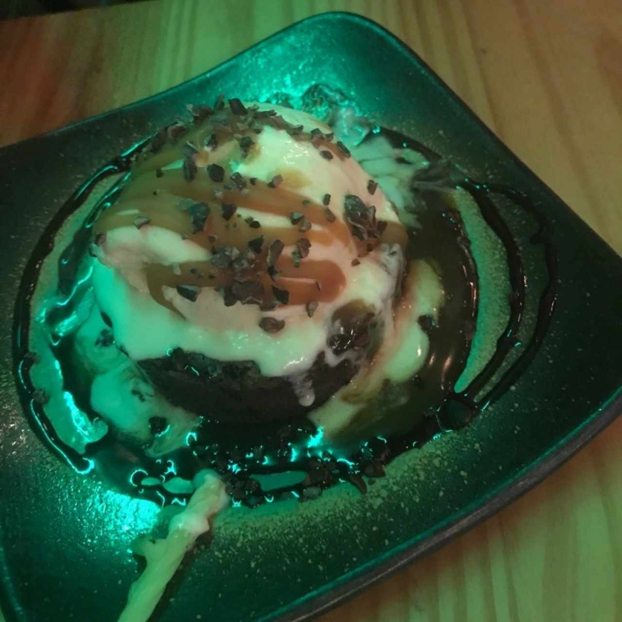 Postre Malo - Brownie con Helado