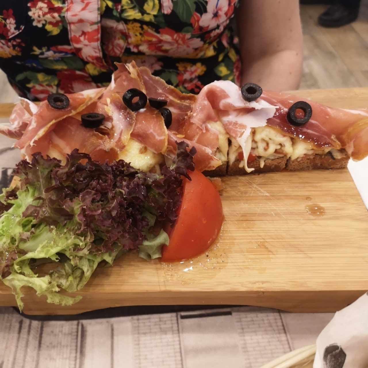 tartine de prosciutto