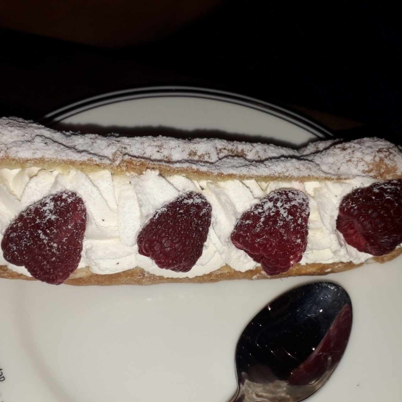 eclair de frambuesa 