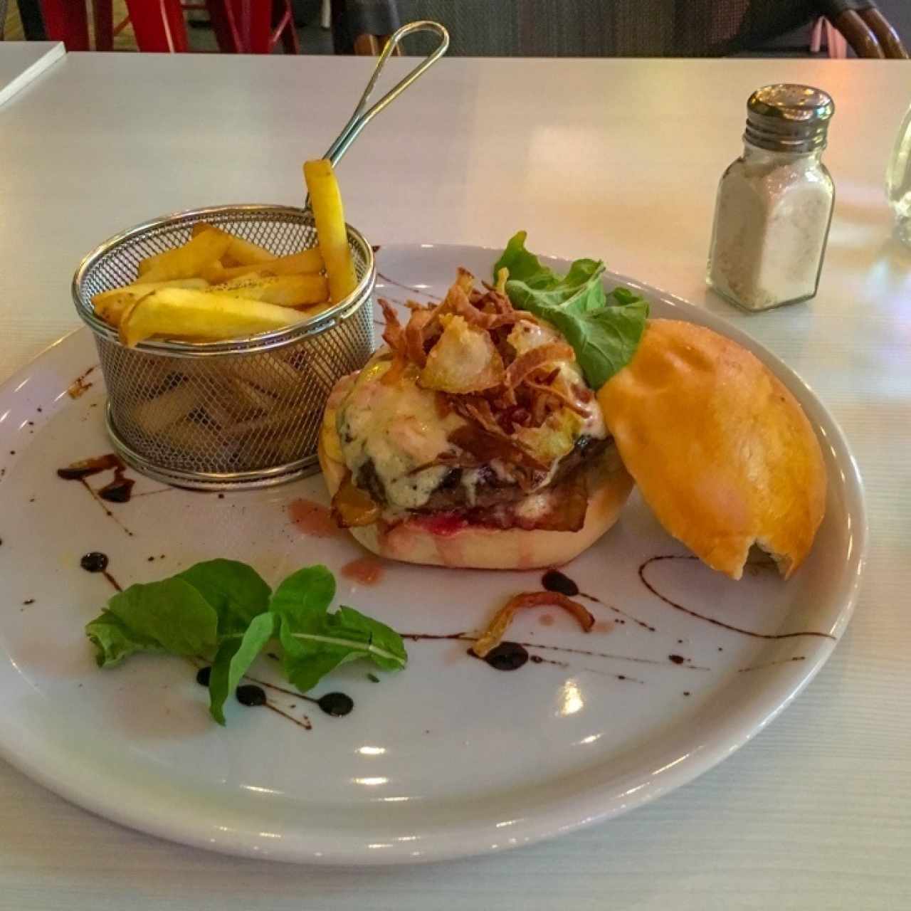 Carbonara burger