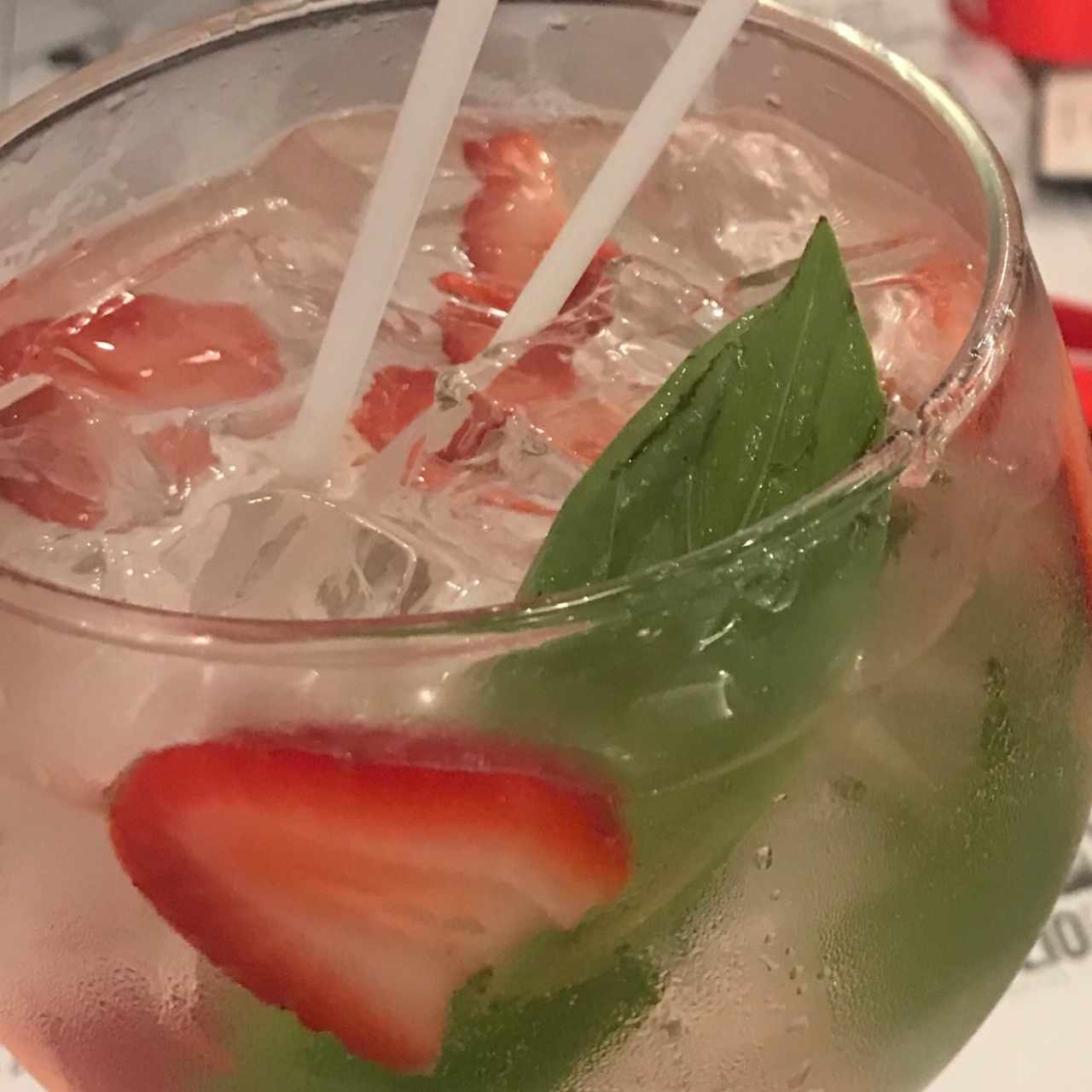 Gin Tonic - Fresas