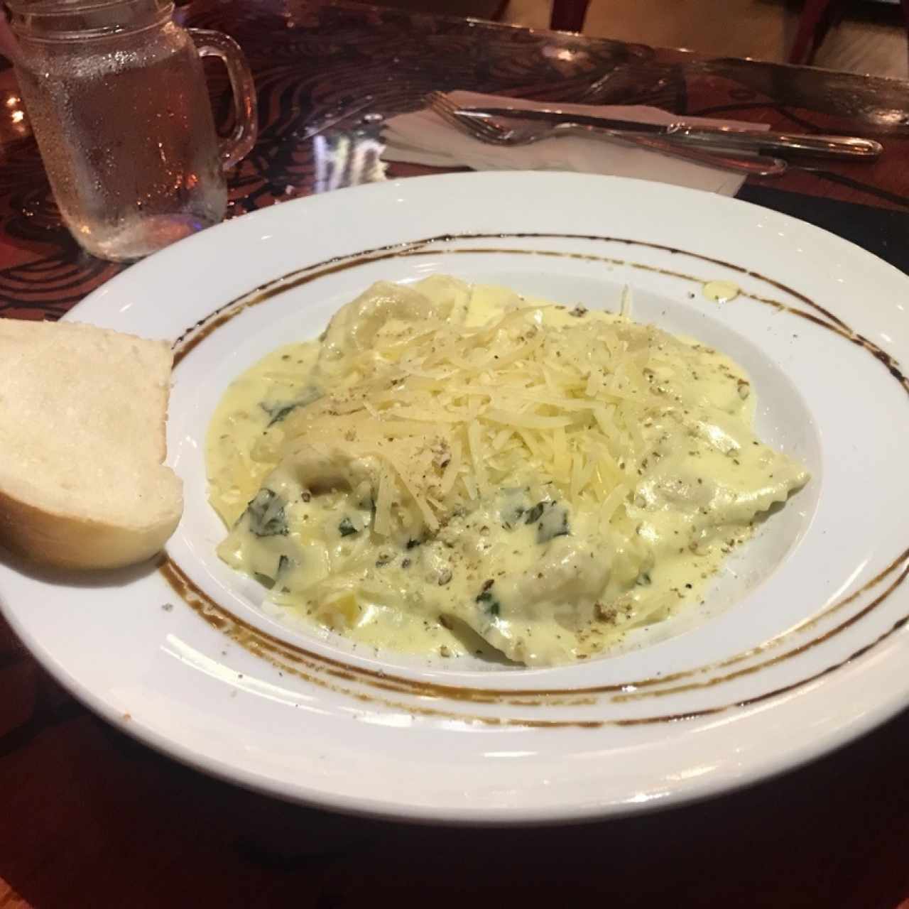 Ravioli de Zapallo con queso crema