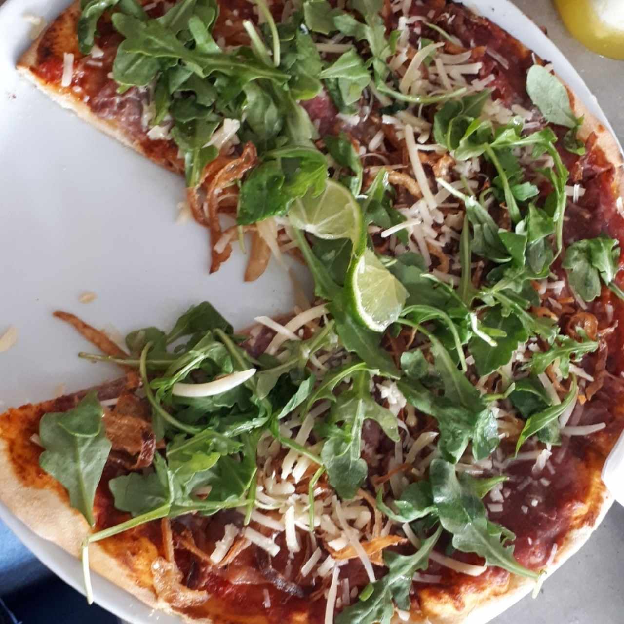 pizza carpaccio de res