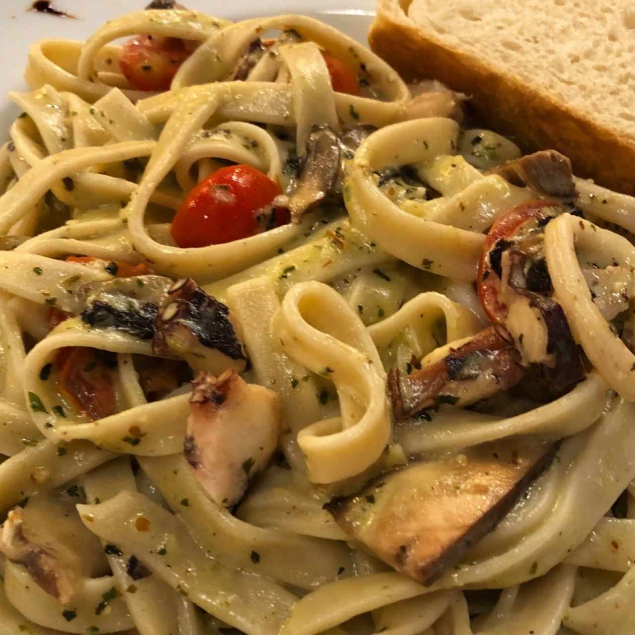 Fettucini with octapus and portobello mushrooms