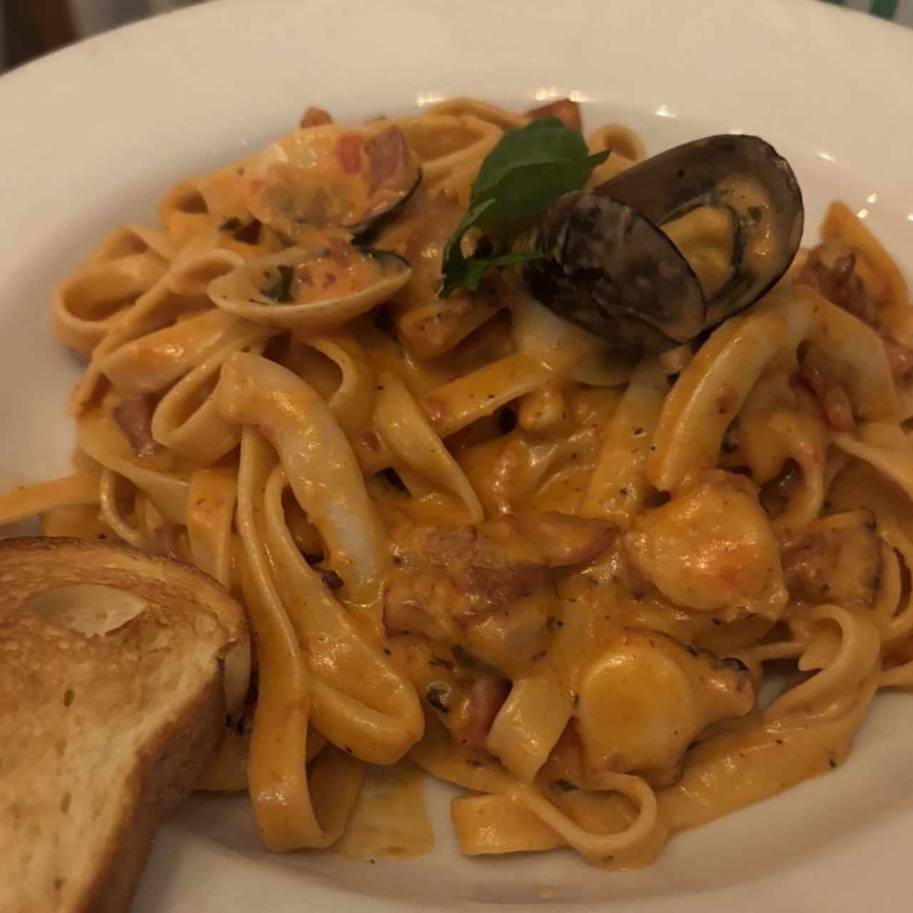 Pastas - Pasta Agliorosso