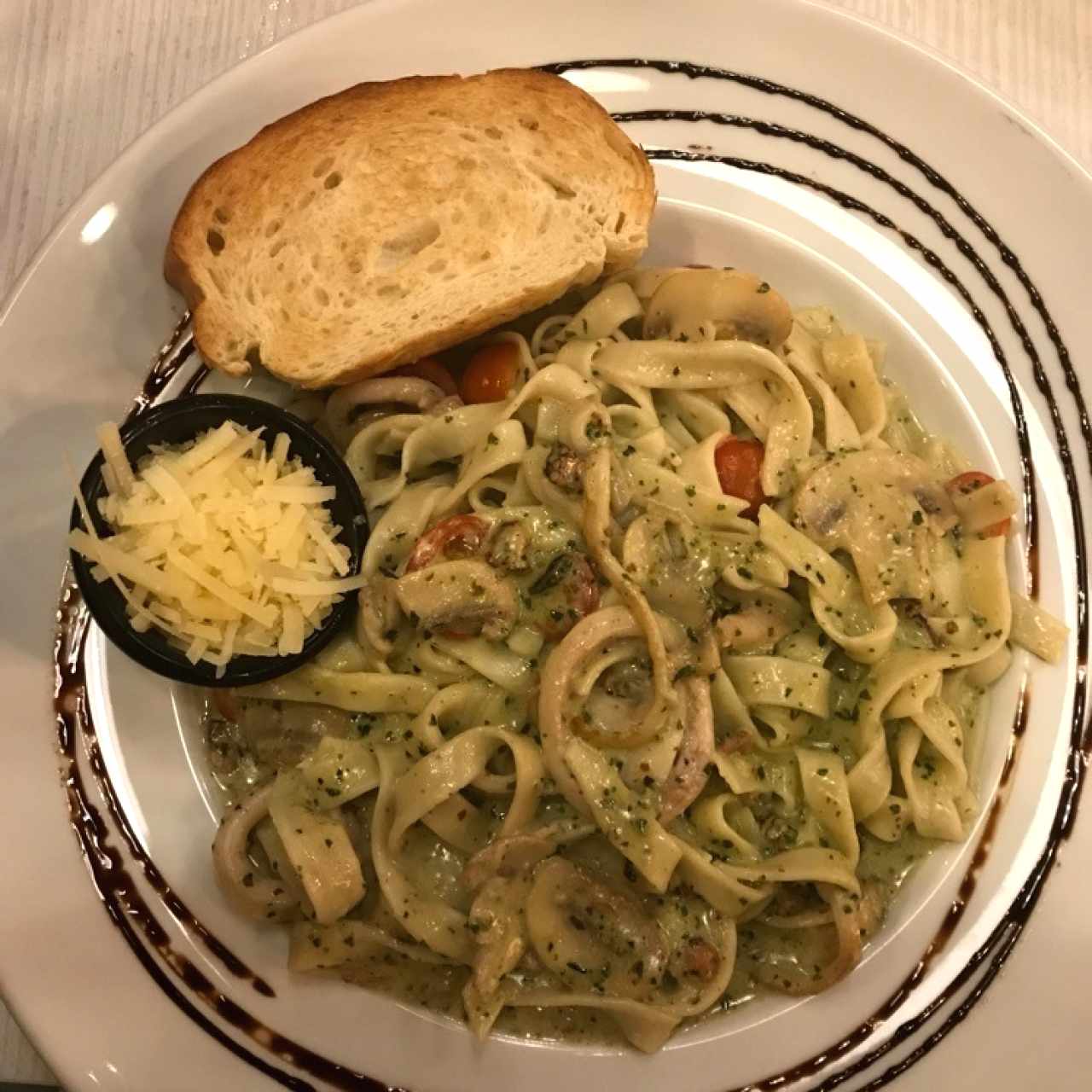 Pasta Dos Amigos