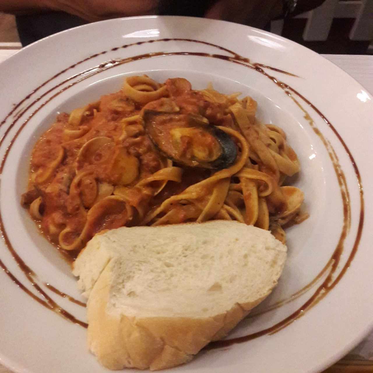 Pasta AglioRosso